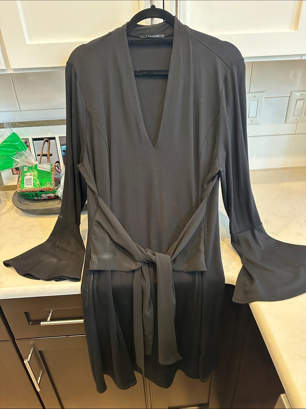 T Tahari Black Long Sleeve V-Neck Tie-Waist Dress